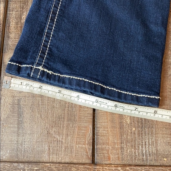 Wallflower jeans Sz 0 bootcut embellished 2 Button - Picture 11 of 13